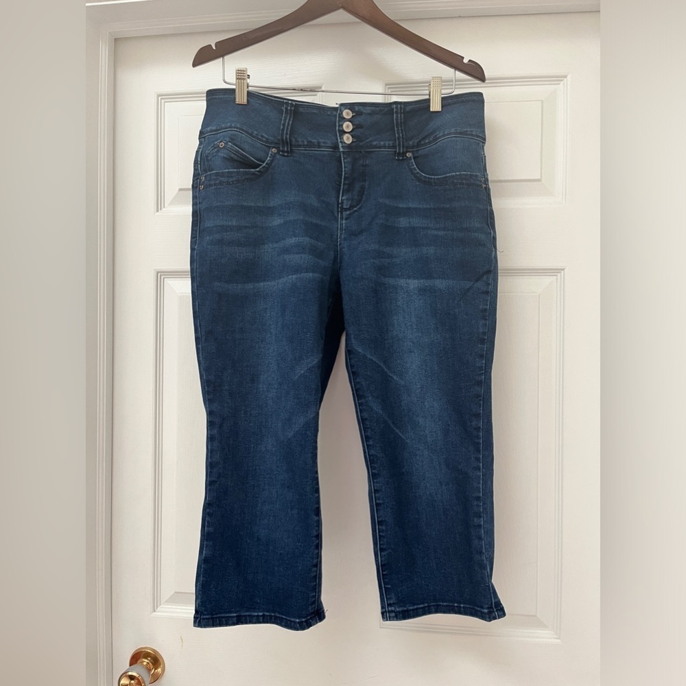 WBB Royalty capri jeans size 12
